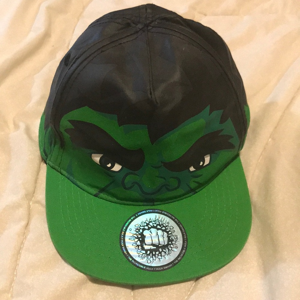 The Incredible Hulk!! Hulk Smash Hat.